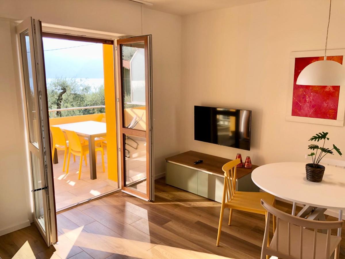 Lake View Sottodossi Apartment Малчезине Екстериор снимка