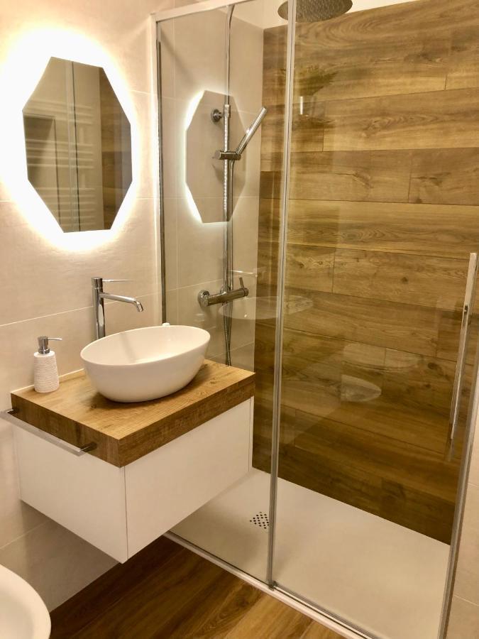 Lake View Sottodossi Apartment Малчезине Екстериор снимка
